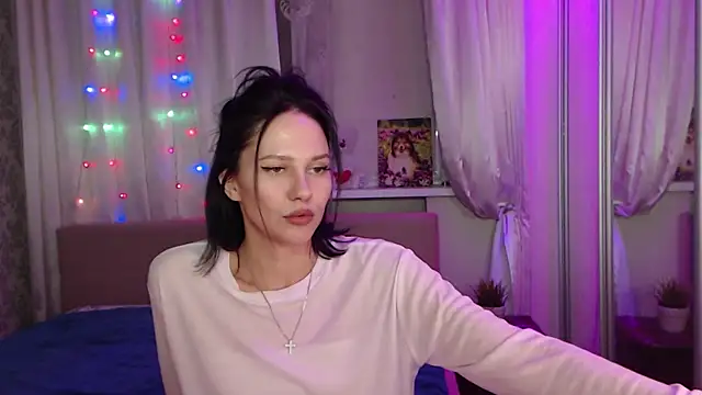 Snapshot of Zlata888 chatting on 12.23.24 Zlata888 online show from 12.23.24