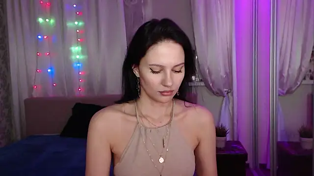 Snapshot of Zlata888 chatting on 03.05.25 Zlata888 online show from 03.05.25