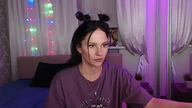 Snapshot of Zlata888 chatting on 11.03.25 Zlata888 online show from 11.03.25