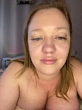 Snapshot of BBWOOW chatting on 12.05.24 BBWOOW online show from 12.05.24