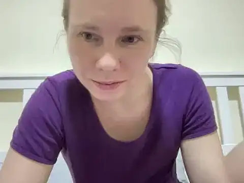 Snapshot of SweetLucy96 chatting on 11.18.25 SweetLucy96 online show from 11.18.25