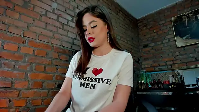 Snapshot of MistressMilana chatting on 06.03.26 MistressMilana online show from 06.03.26