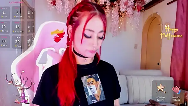 Snapshot of Mia-Bloom chatting on 10.22.25 Mia-Bloom online show from 10.22.25