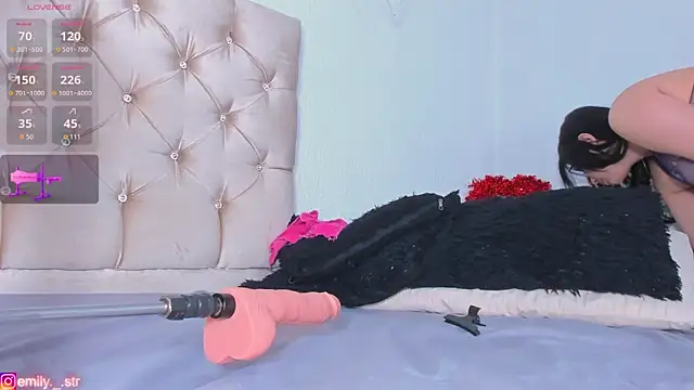 emily campbell  online show from 03.19.26