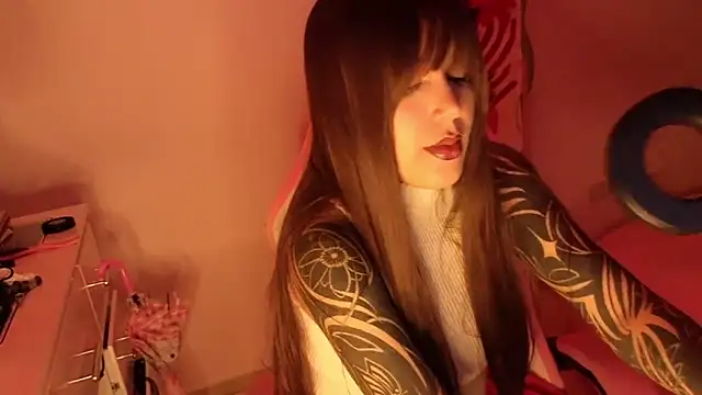 Snapshot of goddess_vee_ chatting on 02.24.26 goddess vee online show from 02.24.26