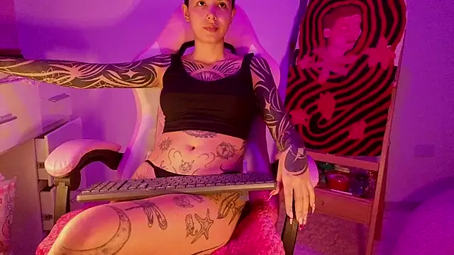 goddess vee  online show from 03.18.26