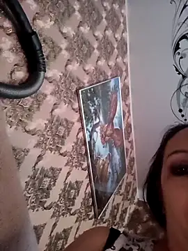 LeilaSaint online show from 12.02.25