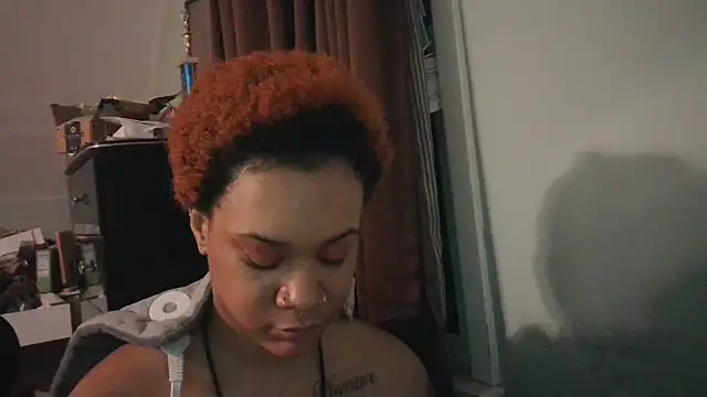 Snapshot of nickytheehawtie chatting on 02.14.26 nickytheehawtie online show from 02.14.26