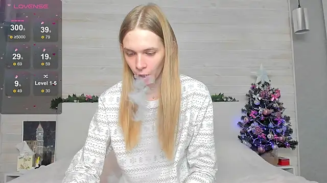 Snapshot of molly_hunt_ chatting on 12.21.24 molly hunt online show from 12.21.24