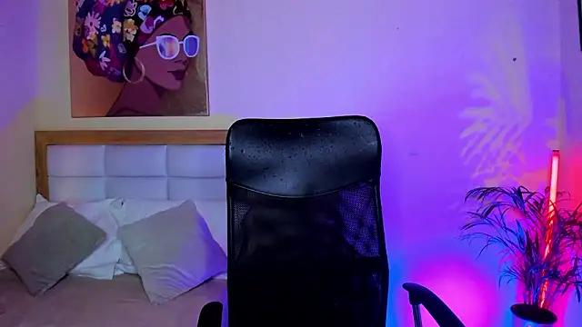 AitanaBrown  online show from 03.17.26