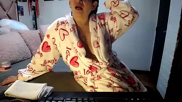 maturehoxx online show from 10.02.25