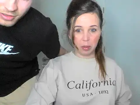 Snapshot of loveis007 chatting on 02.27.25 loveis007 online show from 02.27.25