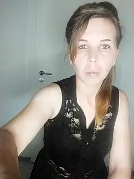 Snapshot of loveis007 chatting on 09.12.25 loveis007 online show from 09.12.25