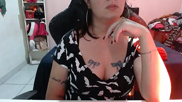 Snapshot of Ta_maravilhosaaa chatting on 02.18.25 Ta maravilhosaaa online show from 02.18.25