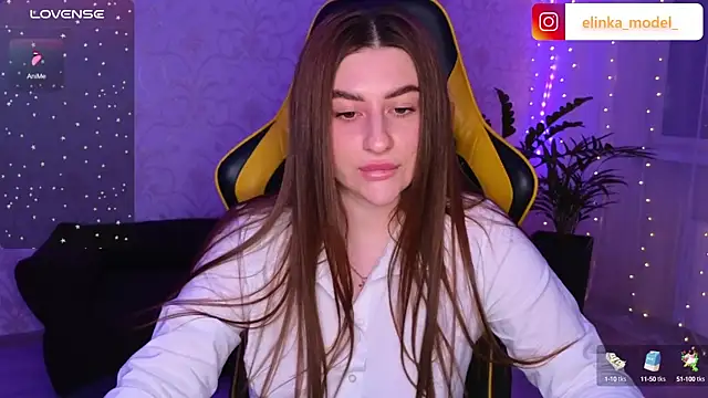 Snapshot of Elishka_ chatting on 12.01.24 Elishka online show from 12.01.24