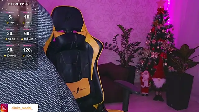 Snapshot of Elishka_ chatting on 01.06.25 Elishka online show from 01.06.25