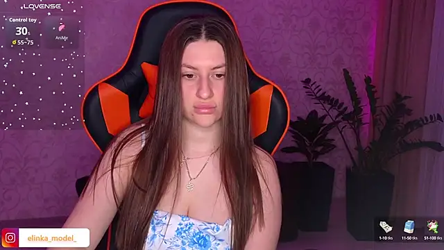 Snapshot of Elishka_ chatting on 09.27.25 Elishka online show from 09.27.25