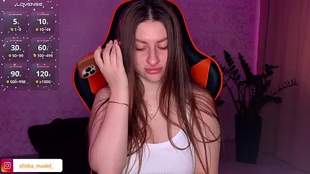 Snapshot of Elishka_ chatting on 09.29.25 Elishka online show from 09.29.25