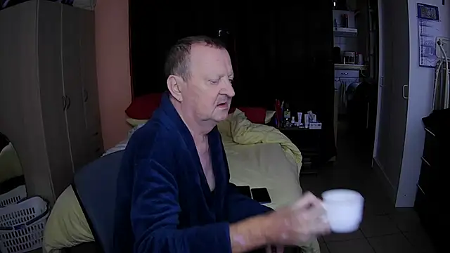 passifsoumis1963 online show from 11.19.25