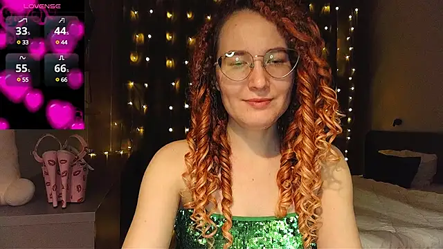 AgnesGraham online show from 12.25.24