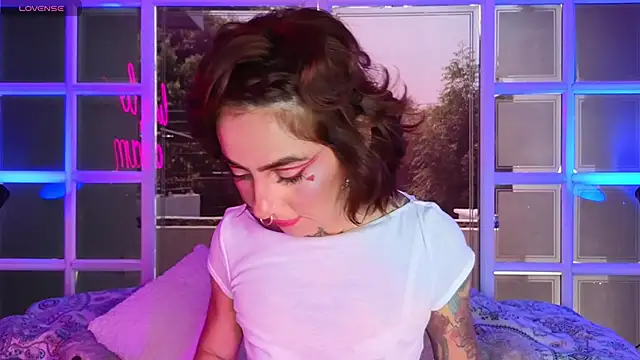 Evangelyne 1 online show from 02.28.25