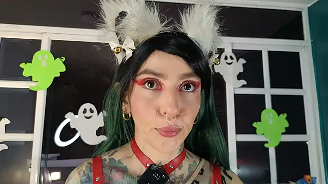 Evangelyne 1 online show from 10.14.25