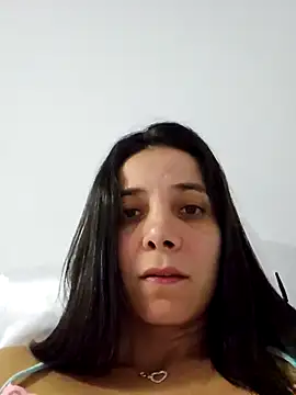 Snapshot of miaeyes chatting on 12.24.24 miaeyes online show from 12.24.24