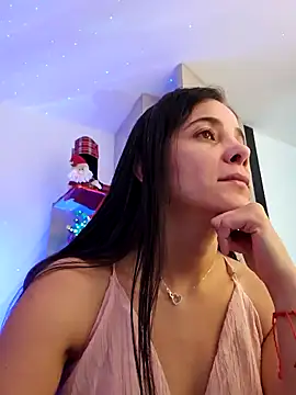 Snapshot of miaeyes chatting on 12.27.24 miaeyes online show from 12.27.24