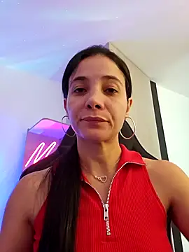 Snapshot of miaeyes chatting on 01.06.25 miaeyes online show from 01.06.25