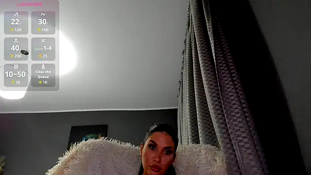 Emma D  online show from 11.10.25