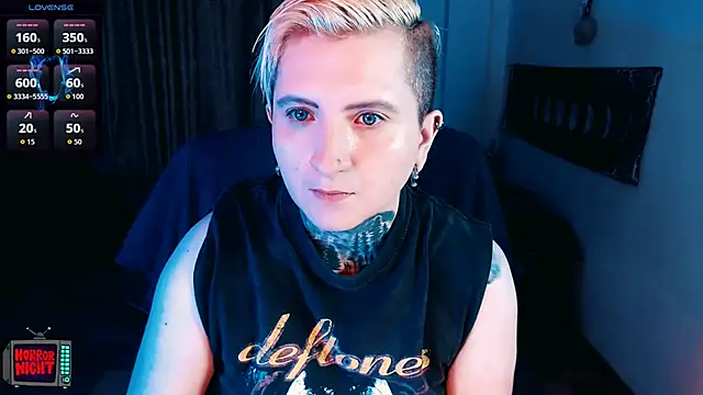 Marieblueeyes online show from 12.18.25