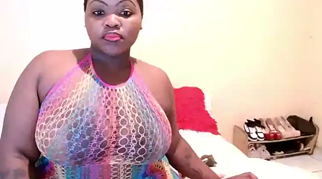 Queen BootyXXX online show from 02.05.25