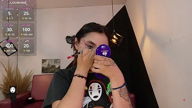 Perla Campbell online show from 10.16.25