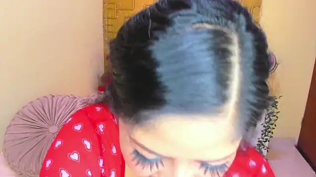 Julia Haye online show from 04.10.26