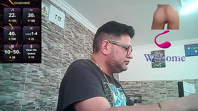 Snapshot of SexDiffrent chatting on 10.16.25 SexDiffrent online show from 10.16.25