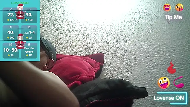 Snapshot of SexDiffrent chatting on 11.30.25 SexDiffrent online show from 11.30.25