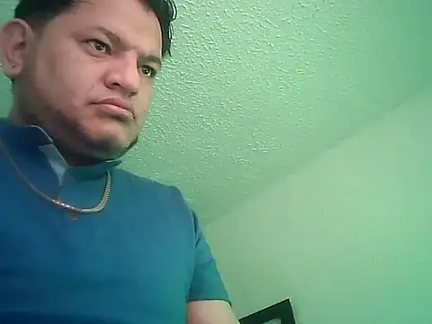 Snapshot of SexDiffrent chatting on 02.25.26 SexDiffrent online show from 02.25.26