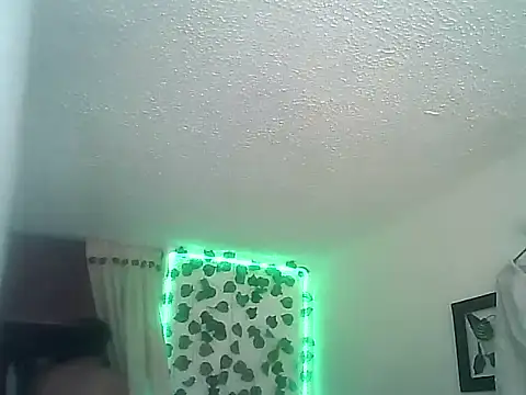 Snapshot of SexDiffrent chatting on 02.28.26 SexDiffrent online show from 02.28.26