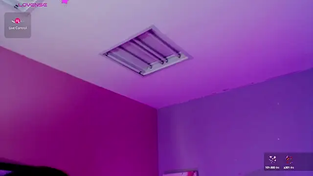 Snapshot of kim_blake chatting on 12.06.24 kim blake online show from 12.06.24