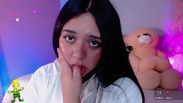 Snapshot of kim_blake chatting on 12.18.24 kim blake online show from 12.18.24