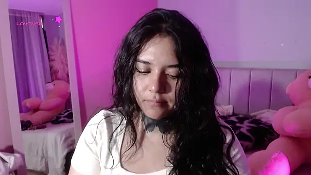 Snapshot of kim_blake chatting on 01.02.25 kim blake online show from 01.02.25