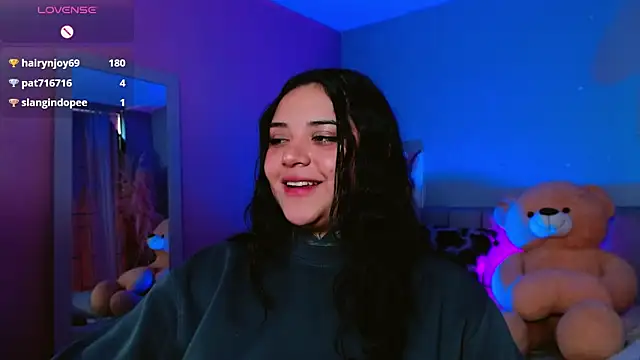 Snapshot of kim_blake chatting on 02.05.25 kim blake online show from 02.05.25