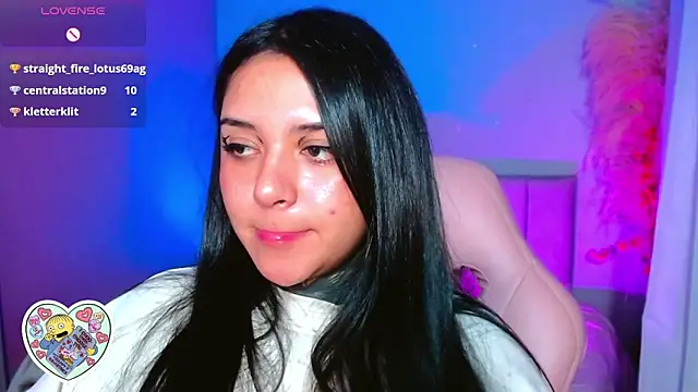 Snapshot of kim_blake chatting on 02.14.25 kim blake online show from 02.14.25