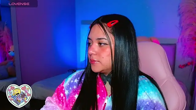 Snapshot of kim_blake chatting on 02.15.25 kim blake online show from 02.15.25