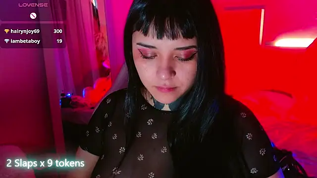 Snapshot of kim_blake chatting on 02.26.25 kim blake online show from 02.26.25