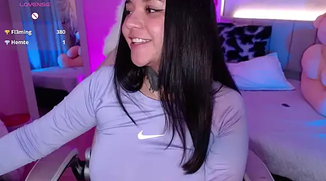 Snapshot of kim_blake chatting on 03.12.25 kim blake online show from 03.12.25