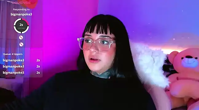 Snapshot of kim_blake chatting on 03.19.25 kim blake online show from 03.19.25