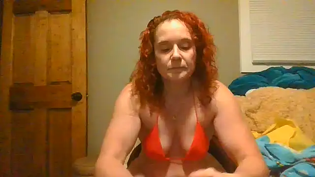 Snapshot of fitflamedragan chatting on 07.18.26 fitflamedragan online show from 07.18.26