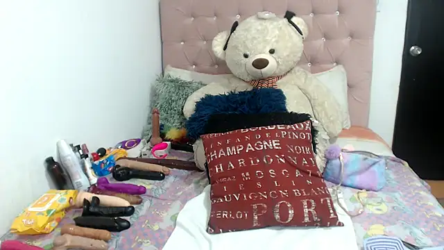 Negrabig online show from 10.13.25