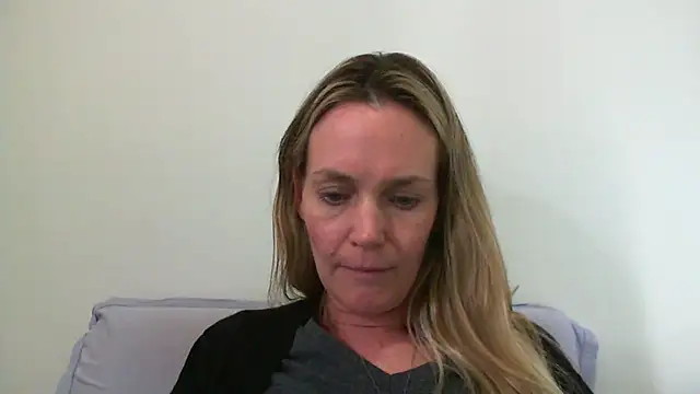 Annylove1 online show from 01.14.25